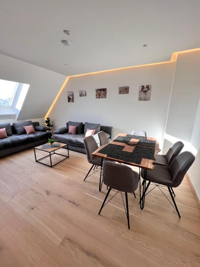 Modern Flat Vienna With Two Rooms Exterior photo